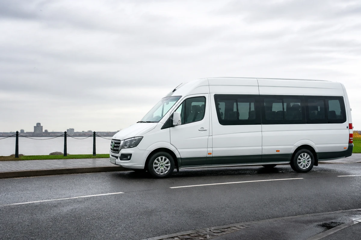 Minibus Hire in Loxford